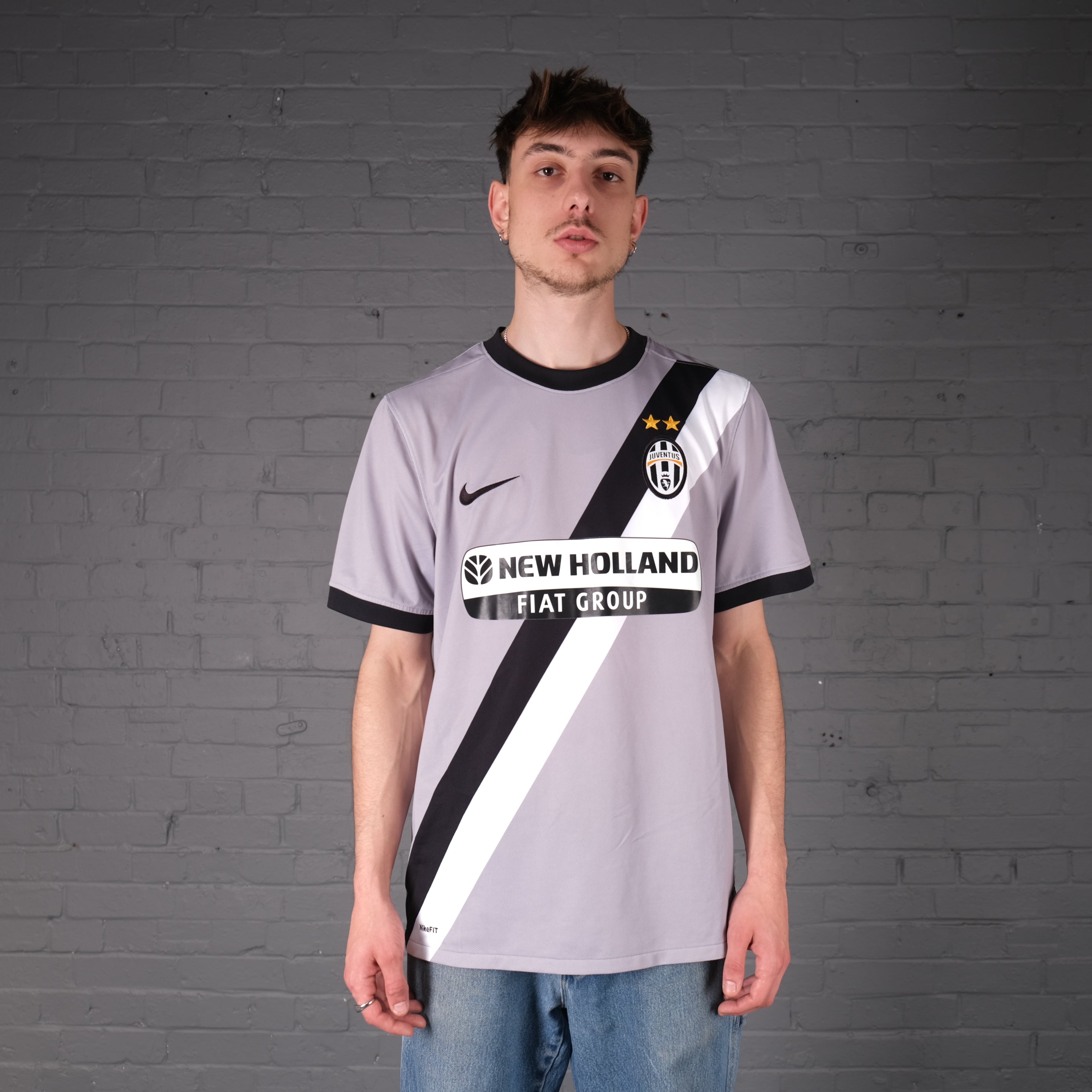 Vintage Nike Juventus 09-10 Away Kit Football Shirt