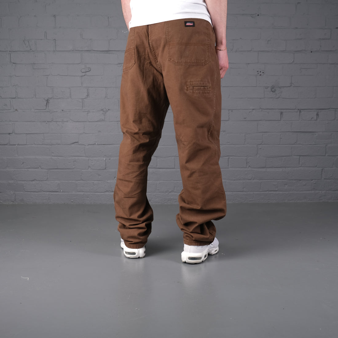 Vintage Dickies Jeans in brown.
