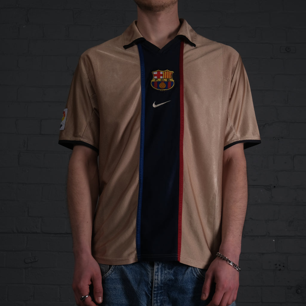 Vintage Barcelona 01-02 Away Shirt