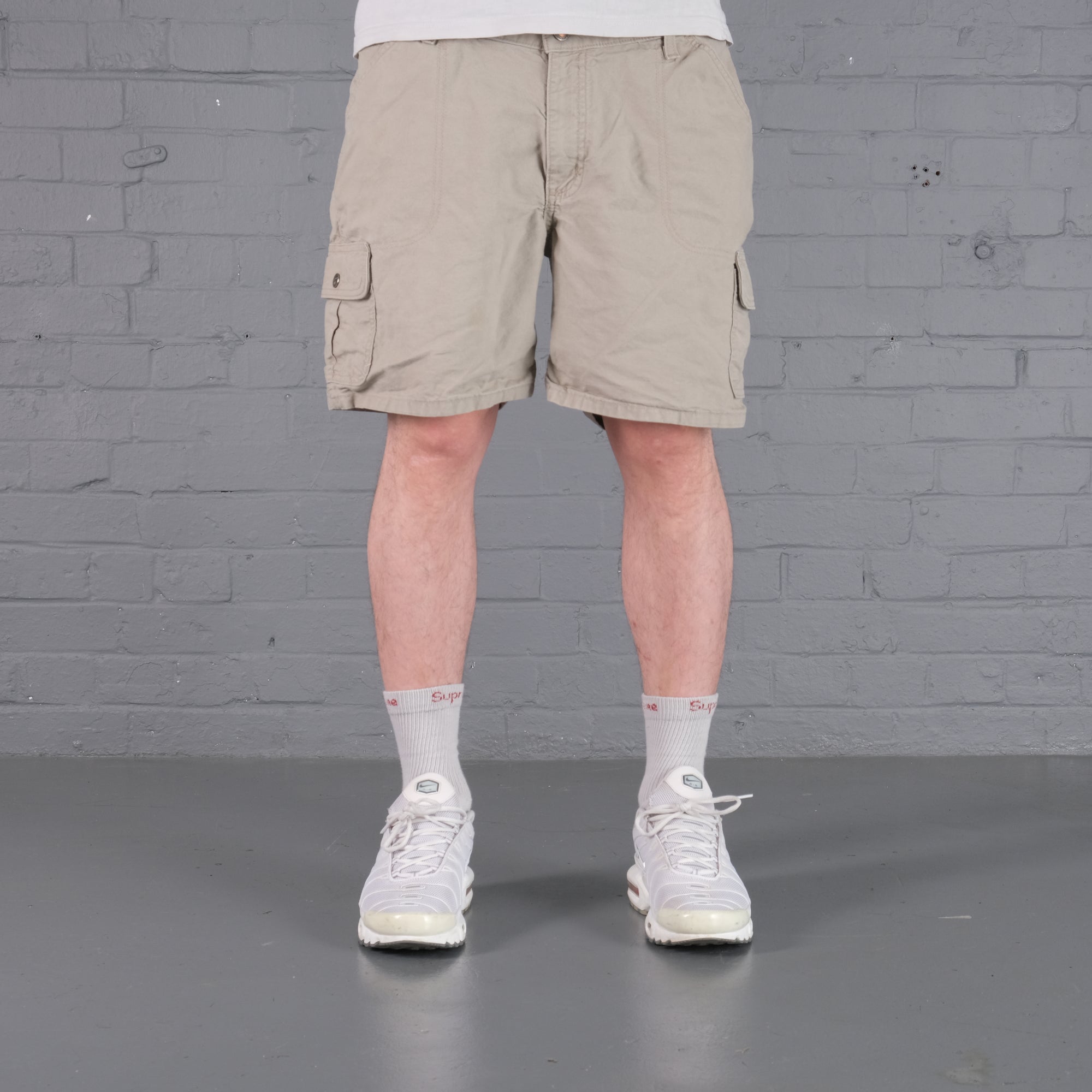 Vintage Carhartt Cargo shorts in Cream