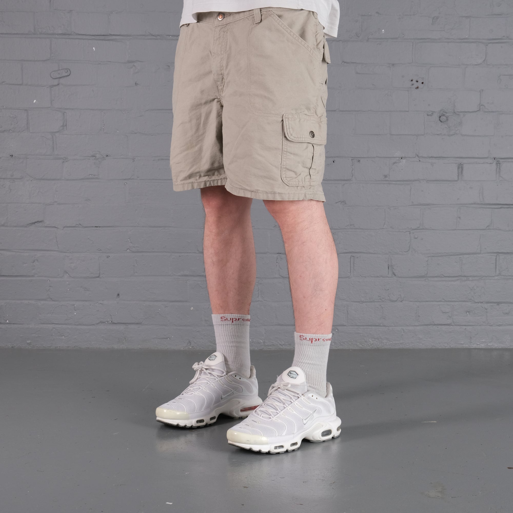 Vintage Carhartt Cargo shorts in Cream