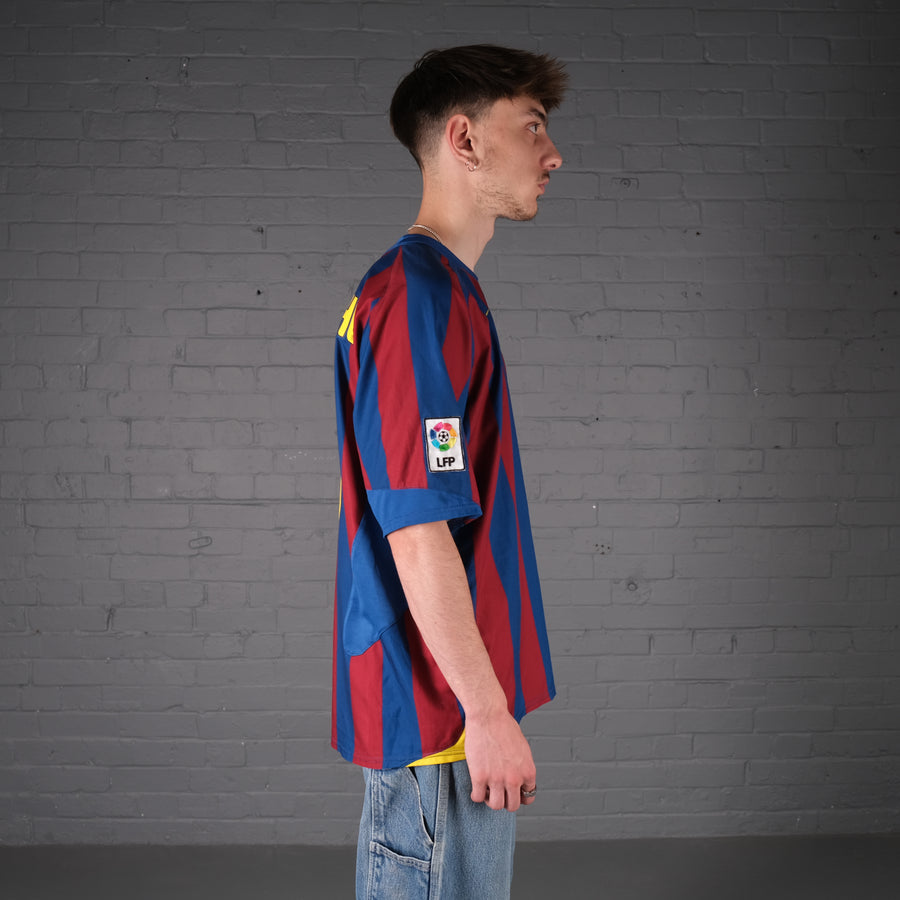 Vintage Barcelona Ronaldinho Barcelona 05-06 Home Kit Football Shirt
