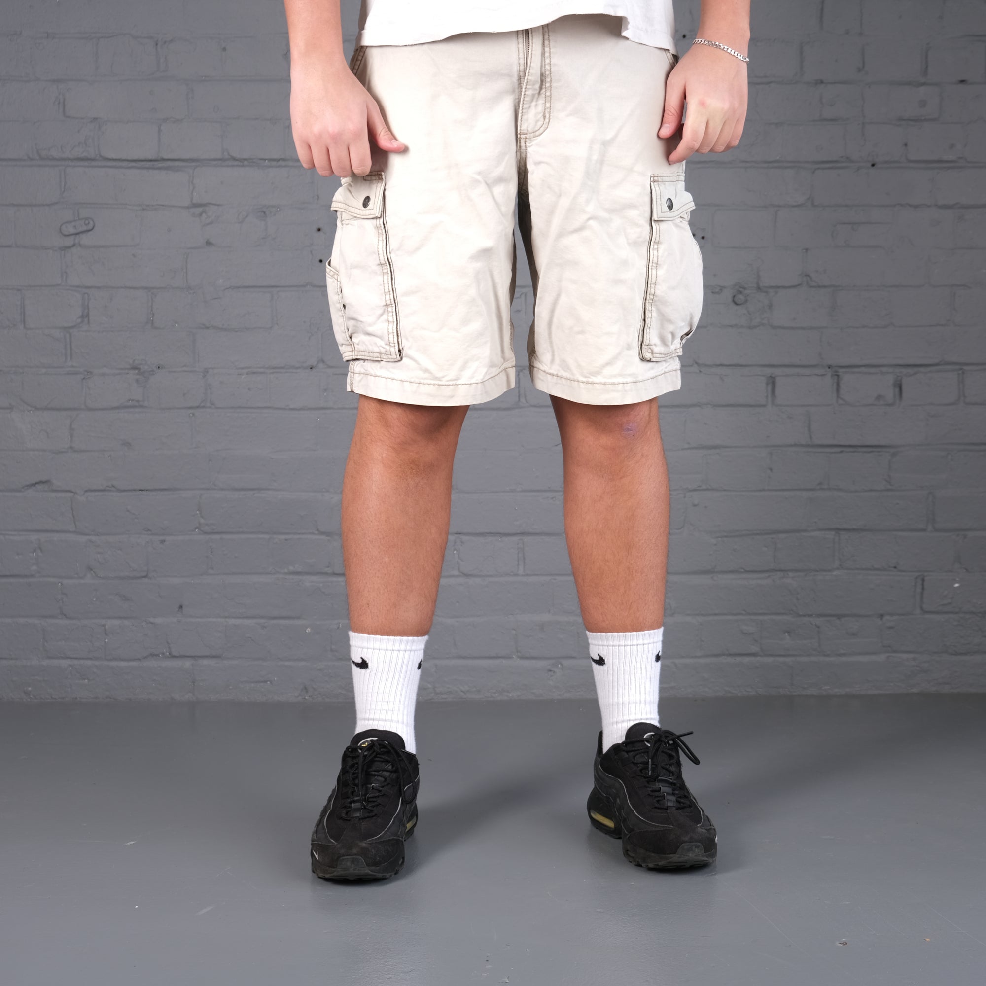 Vintage Carhartt Cargo Shorts in Cream