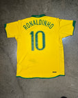 Vintage Ronaldinho Brasil '06 Football Jersey