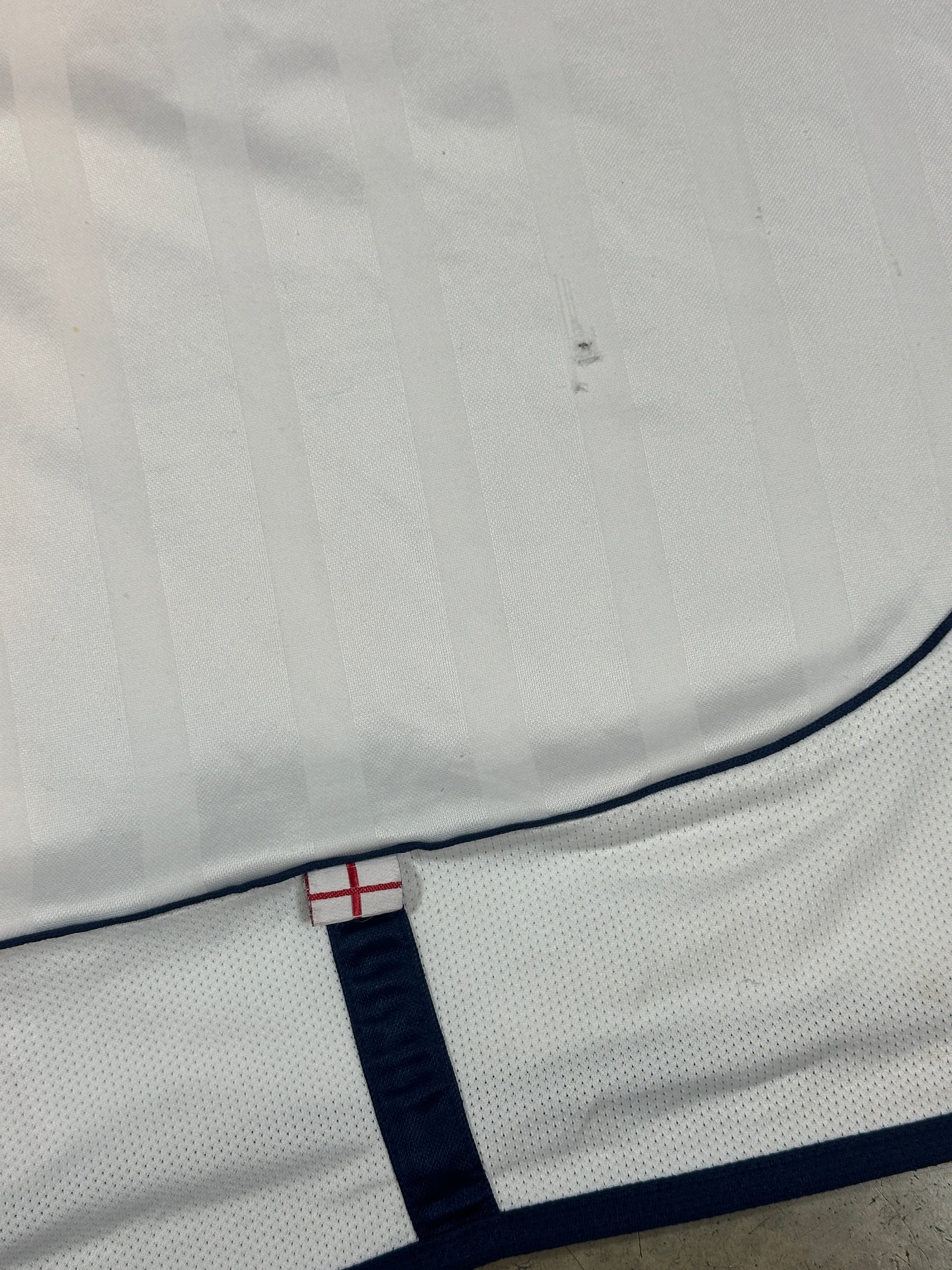 Vintage England Umbro '02 England Home Kit Size L