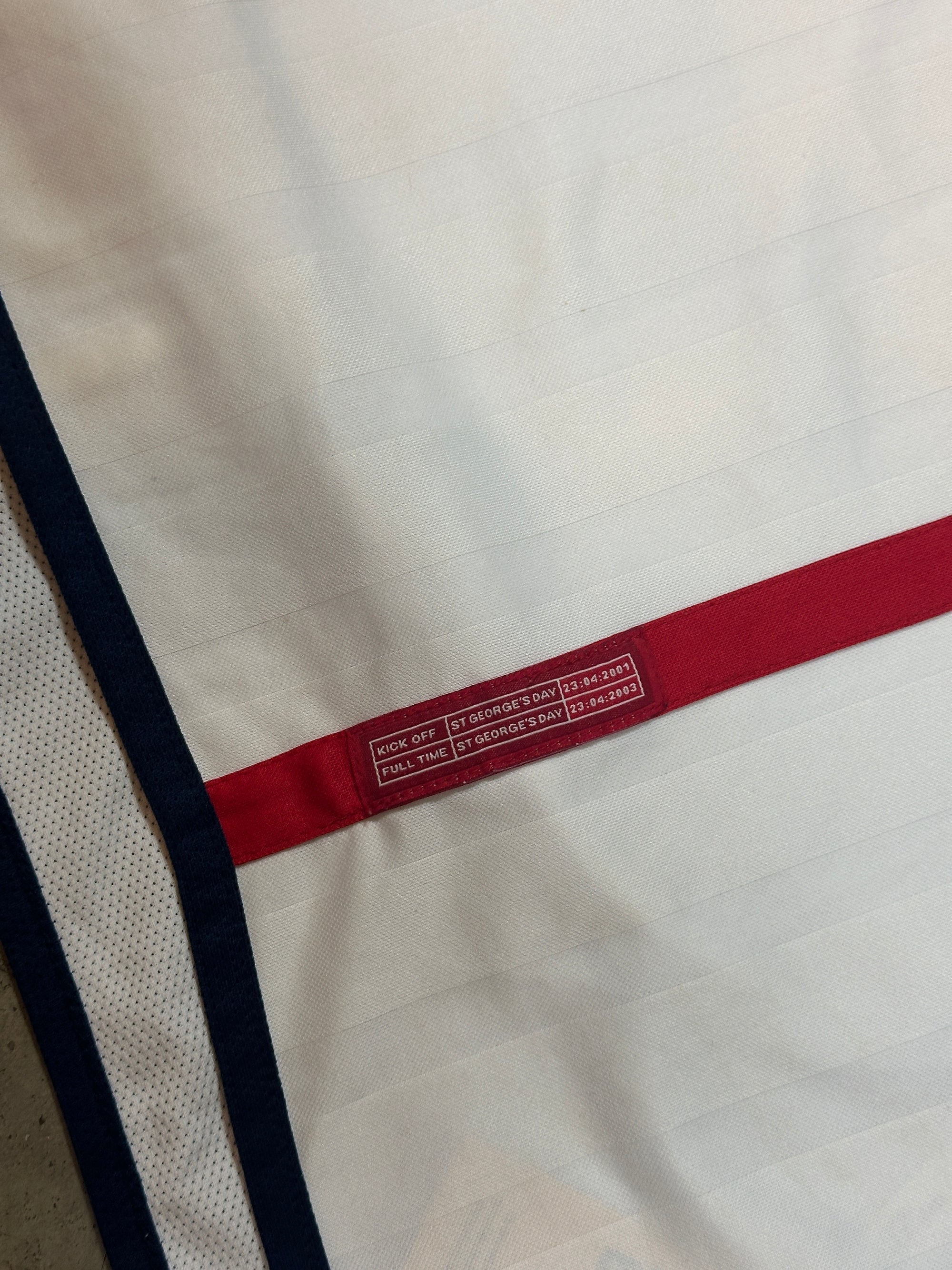 Vintage England Umbro '02 England Home Kit Size L