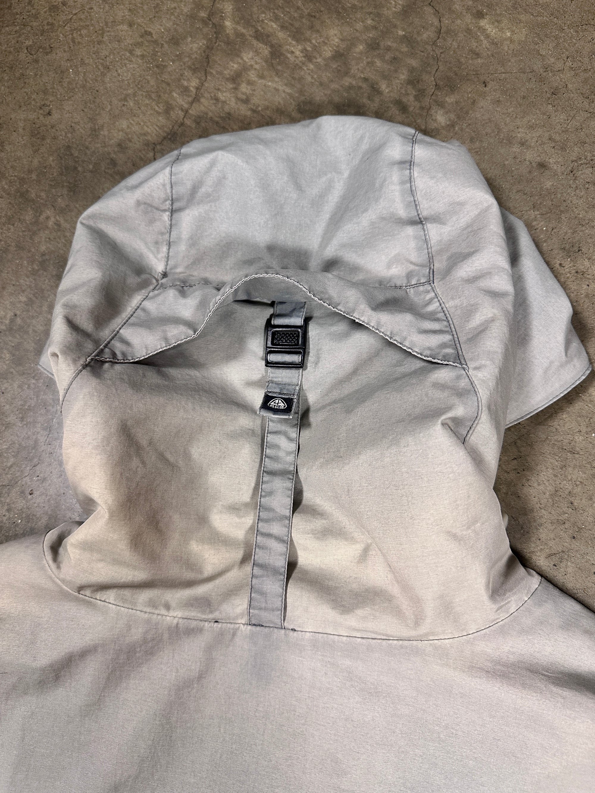 Vintage Nike ACG Storm Fit Jacket in beige