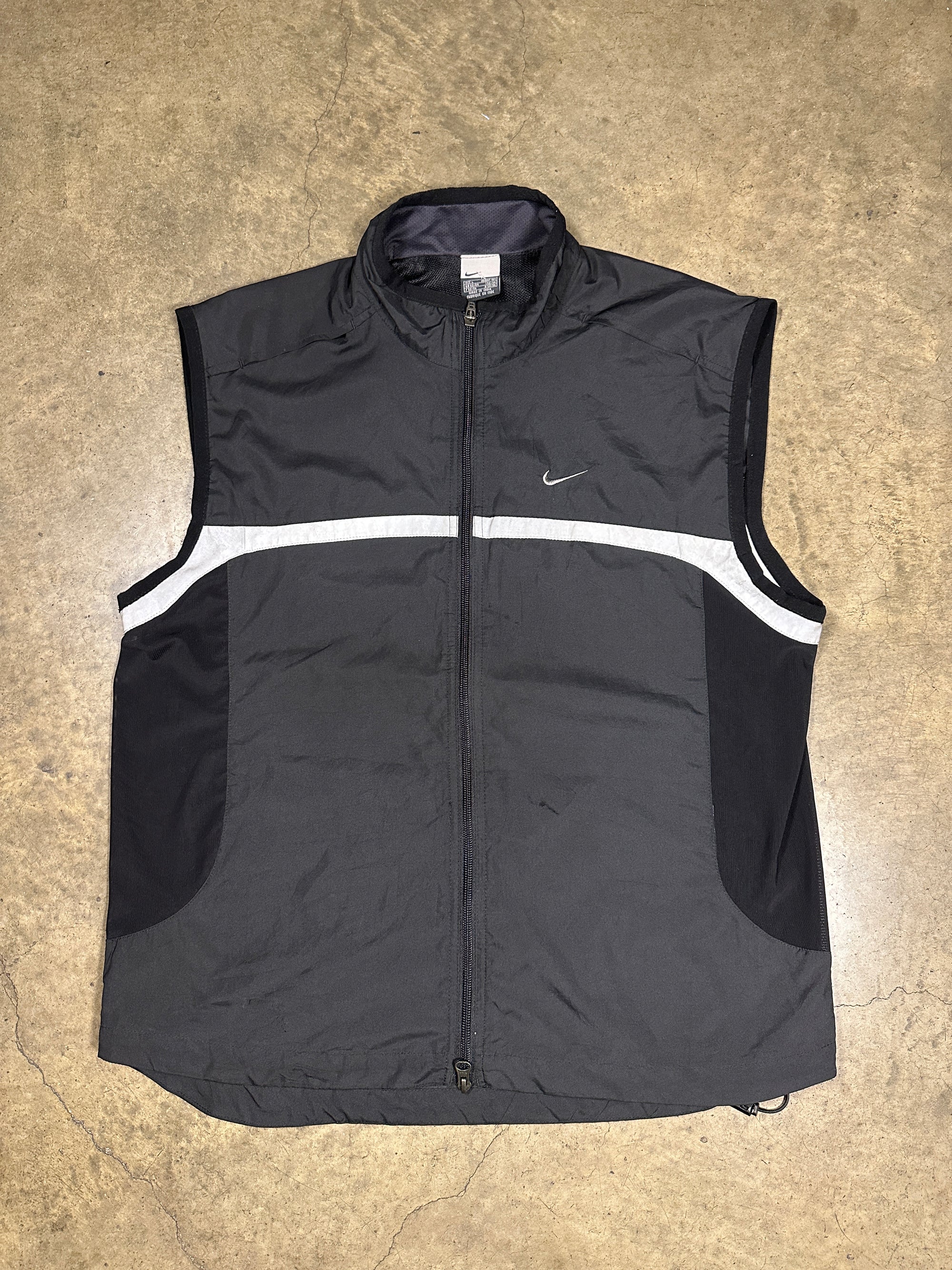 Vintage Nike ACG Running Vest 00s in Black