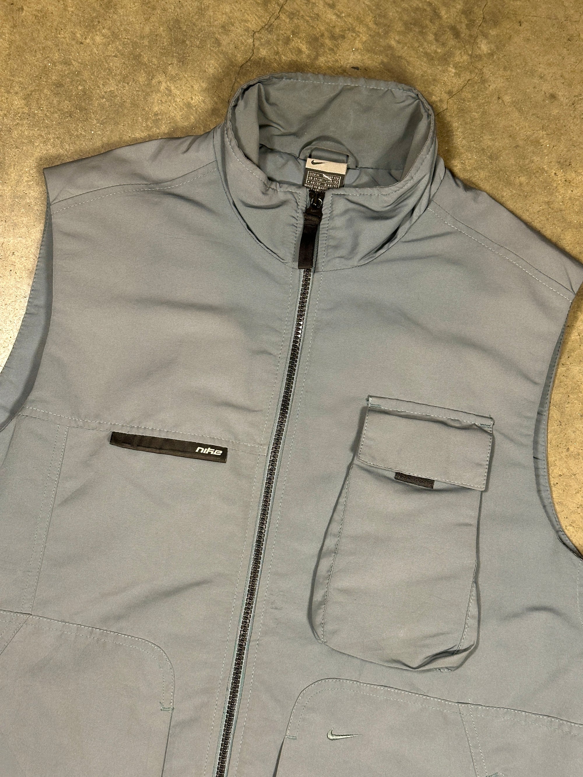 Vintage Nike Utility Vest 00s in Teal