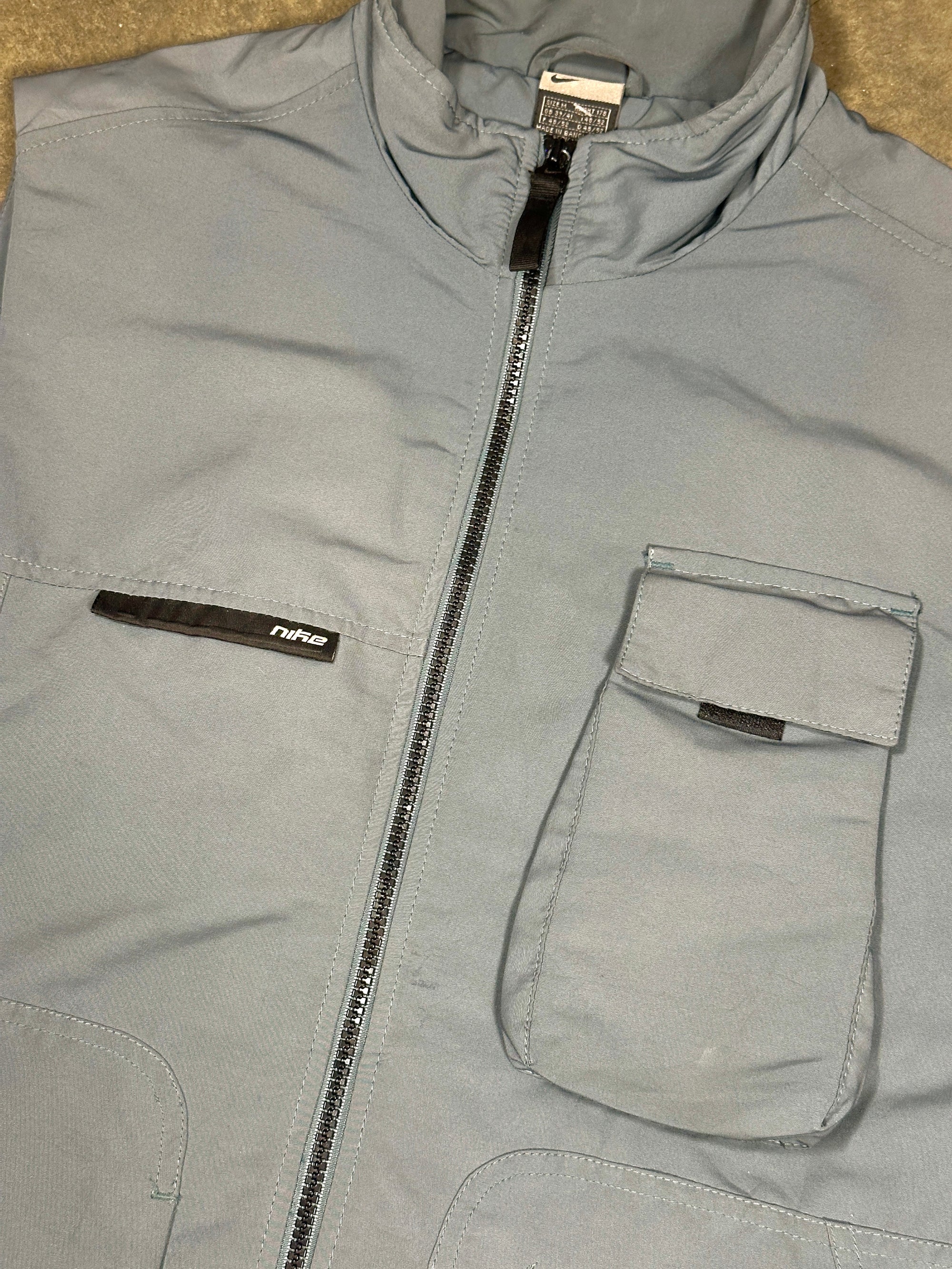 Vintage Nike Utility Vest 00s in Teal