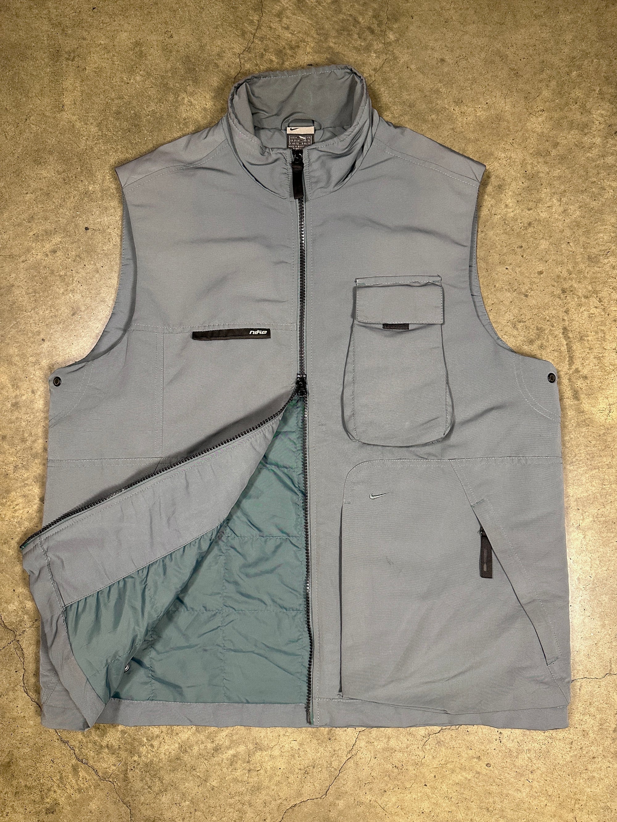Vintage Nike Utility Vest 00s in Teal