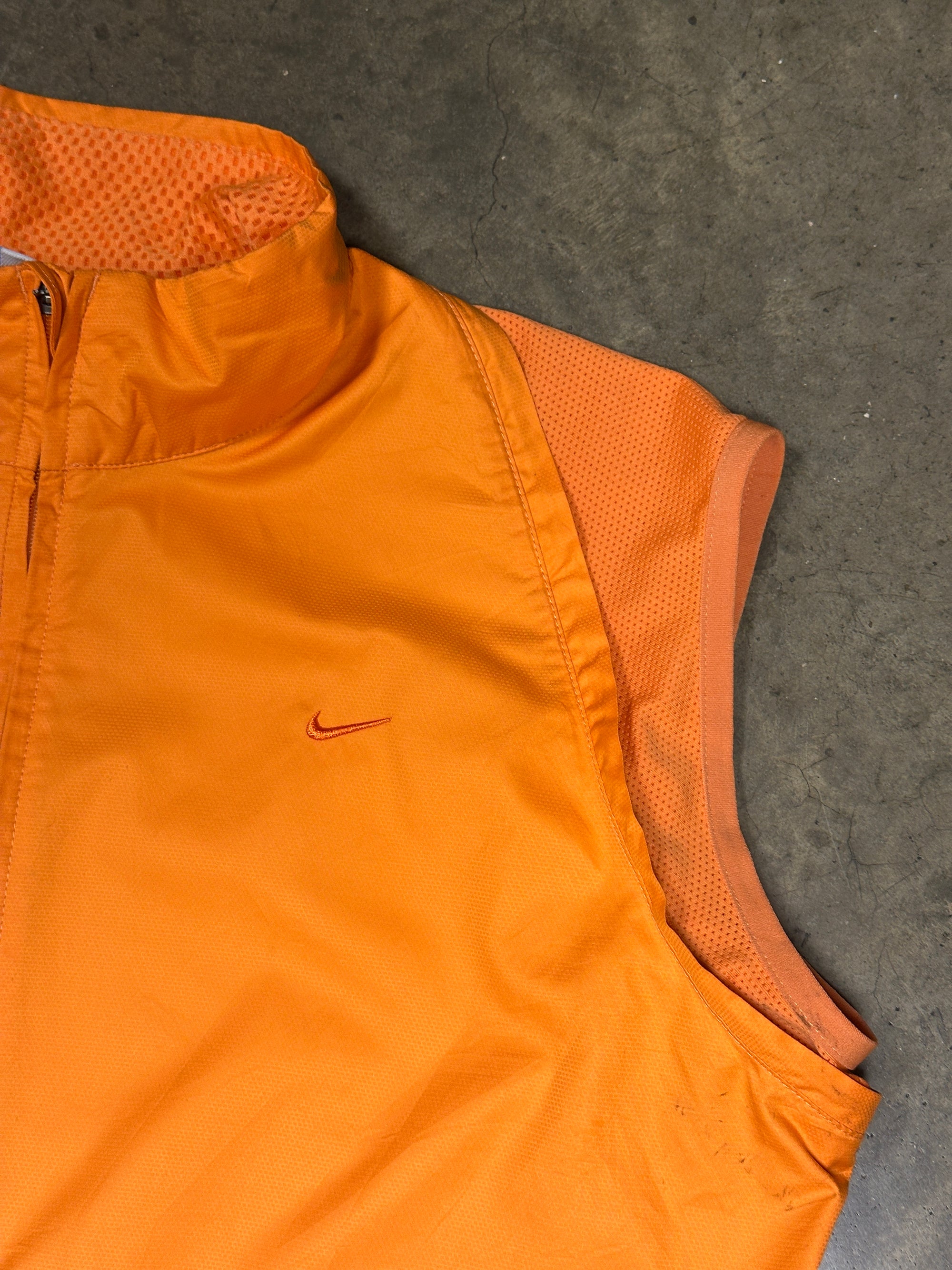 Vintage Nike ACG Utility Vest 00s in Bright Orange