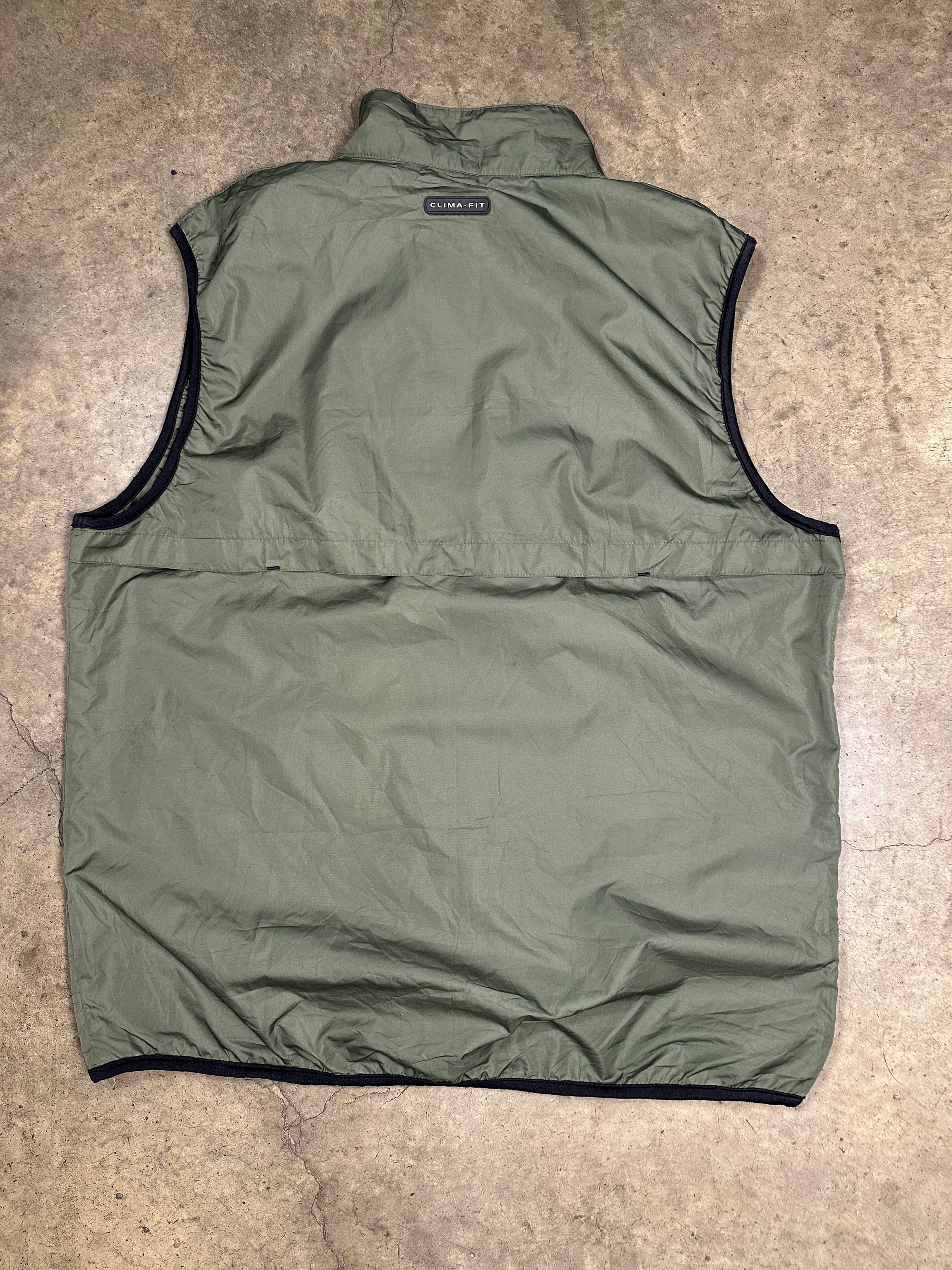 Vintage Nike Clima-Fit Utility Vest 00s in Olive Green