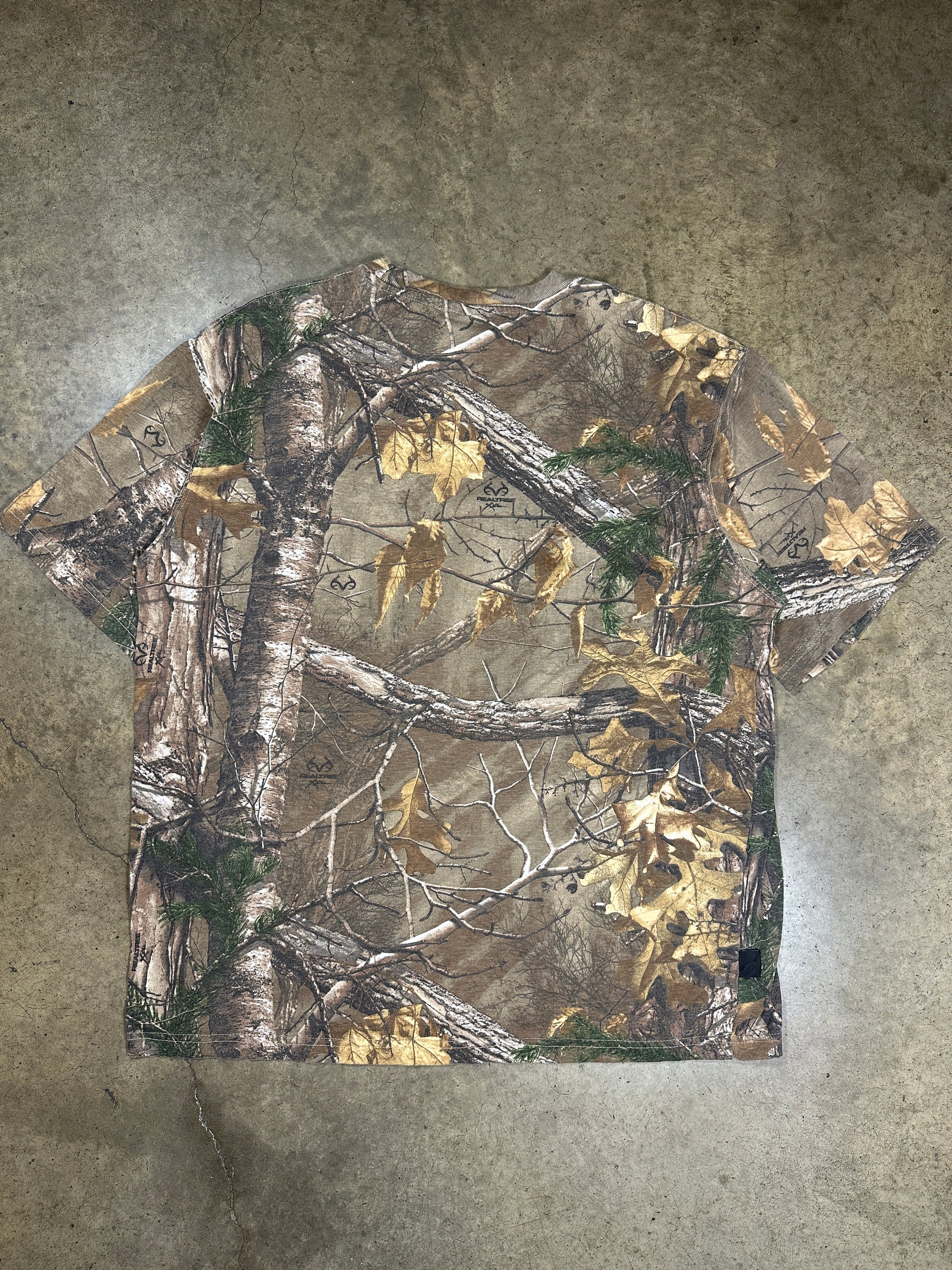 Vintage Realtree Camo T-Shirt