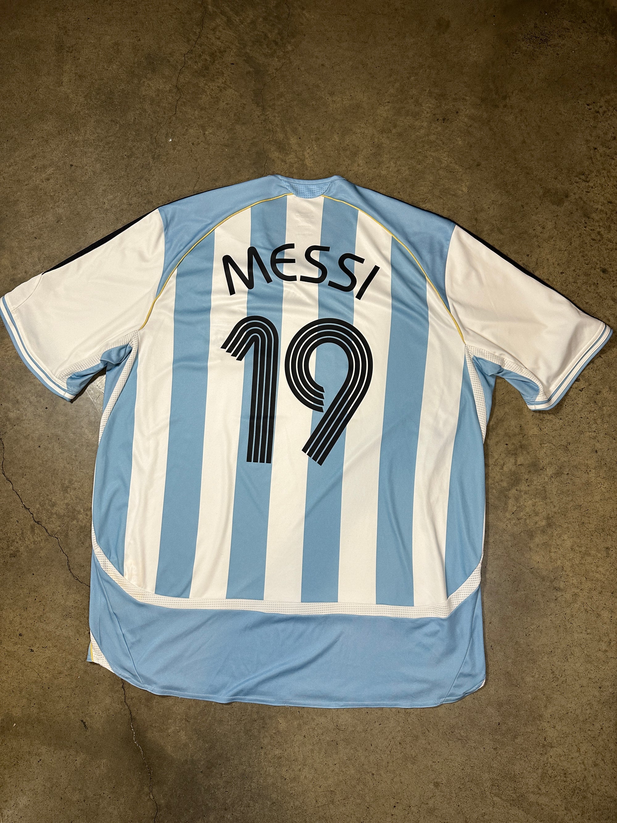 Vintage Messi Argentina '06 Adidas Football Shirt