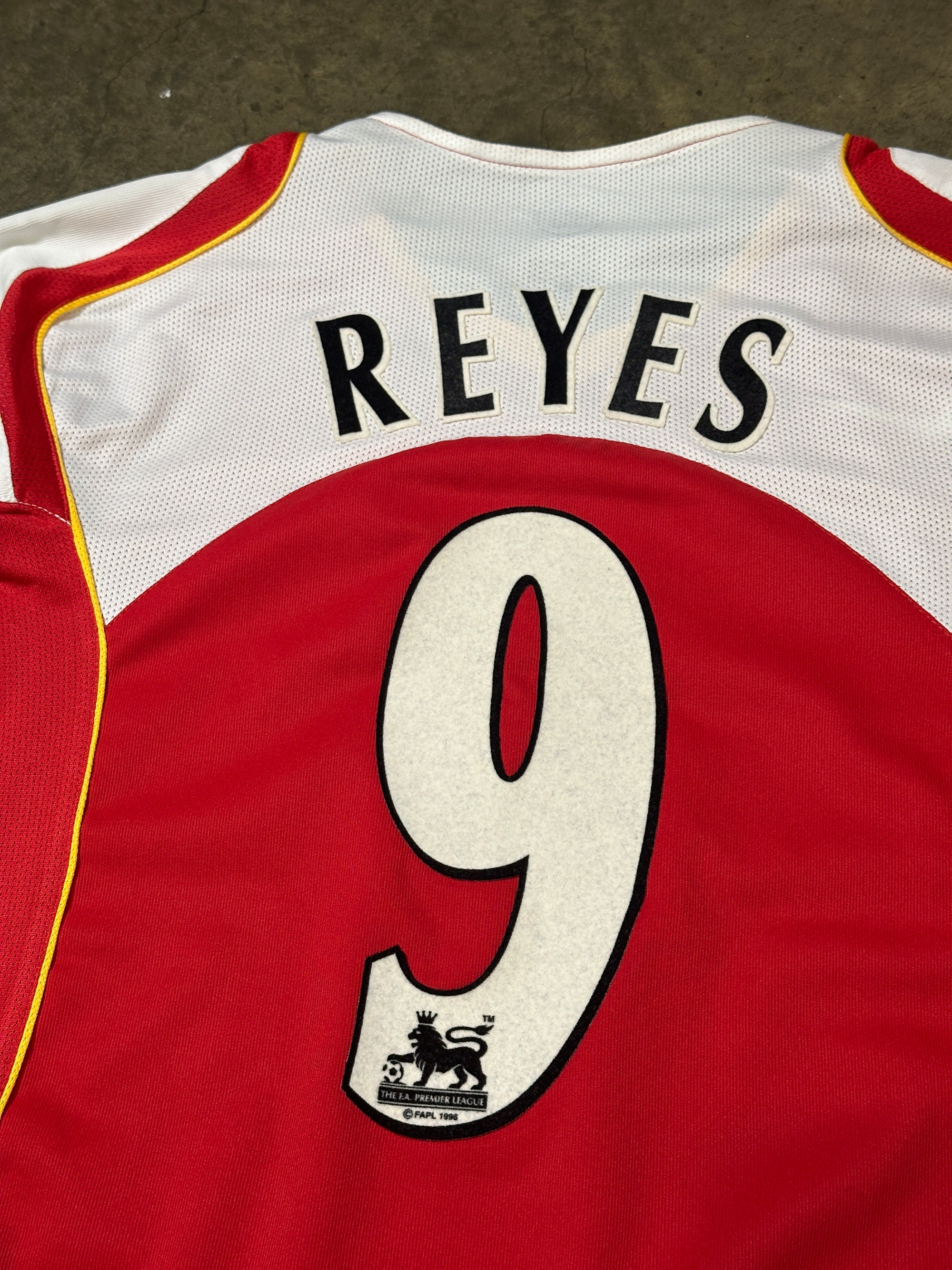 Vintage Reyes Arsenal '04 Football Shirt