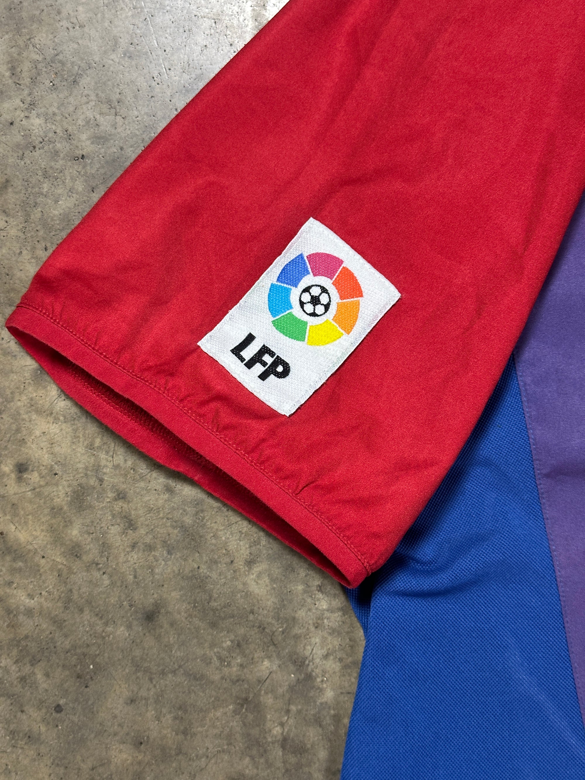 Vintage Barcelona '02 Nike Football Shirt