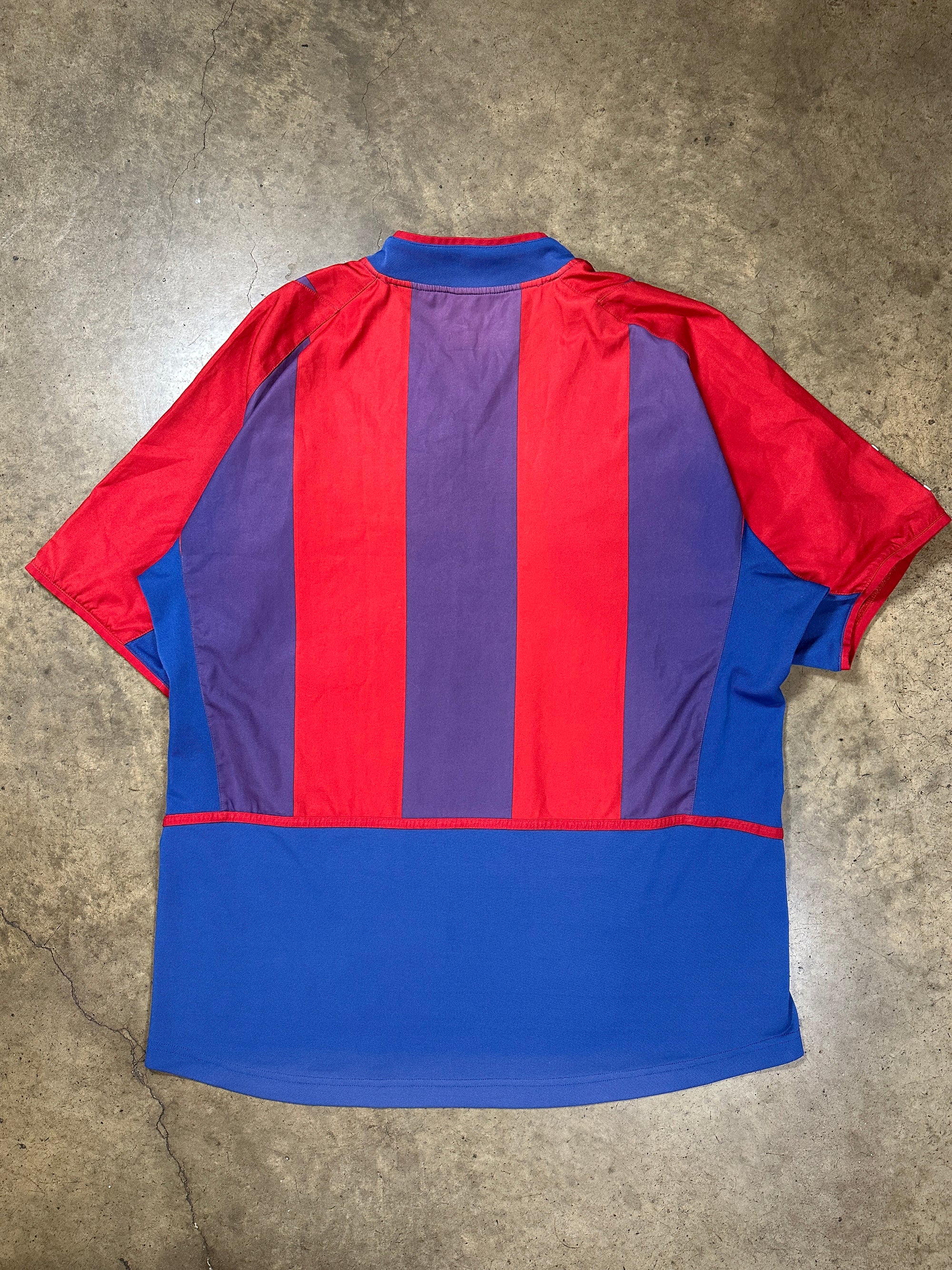 Vintage Barcelona '02 Nike Football Shirt
