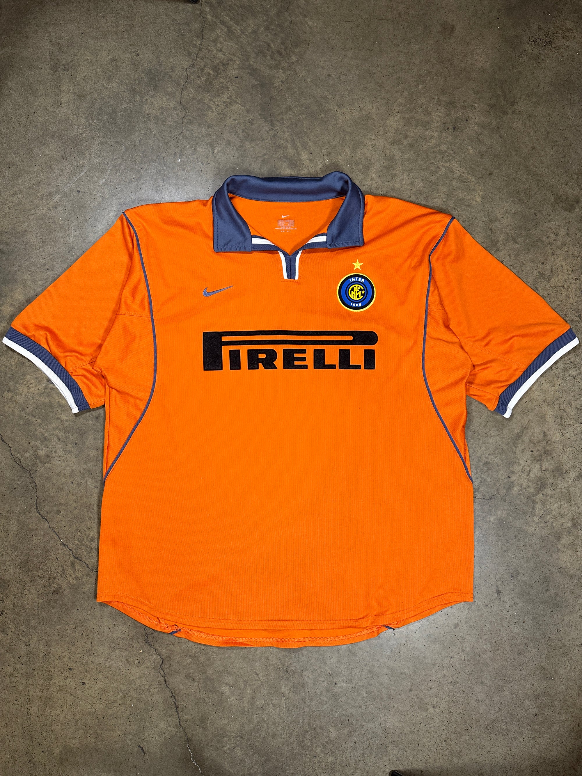 Vintage Inter Milan 3rd Kit '01 Football Shirt