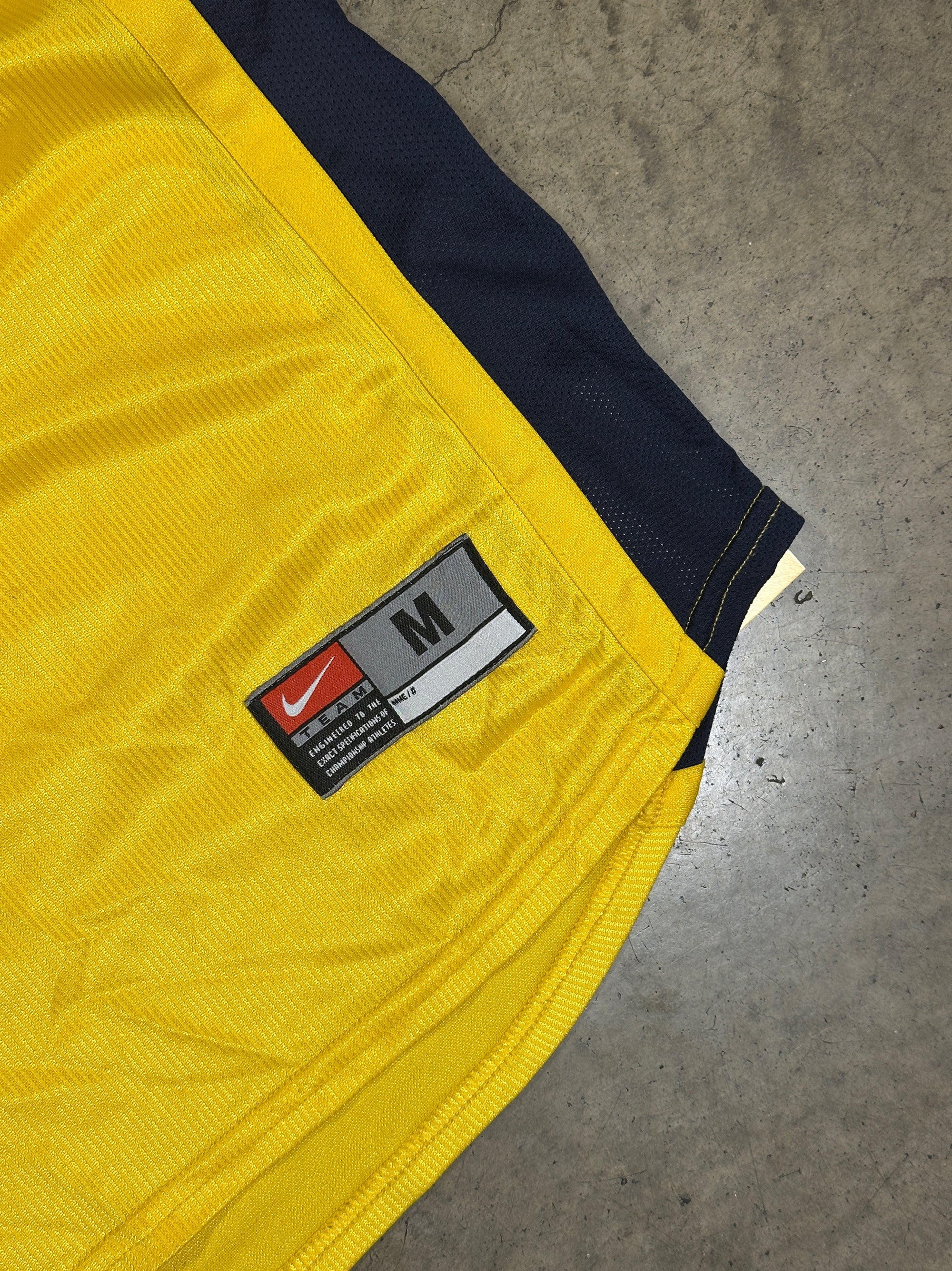 Vintage Arsenal '99 Away Football Shirt