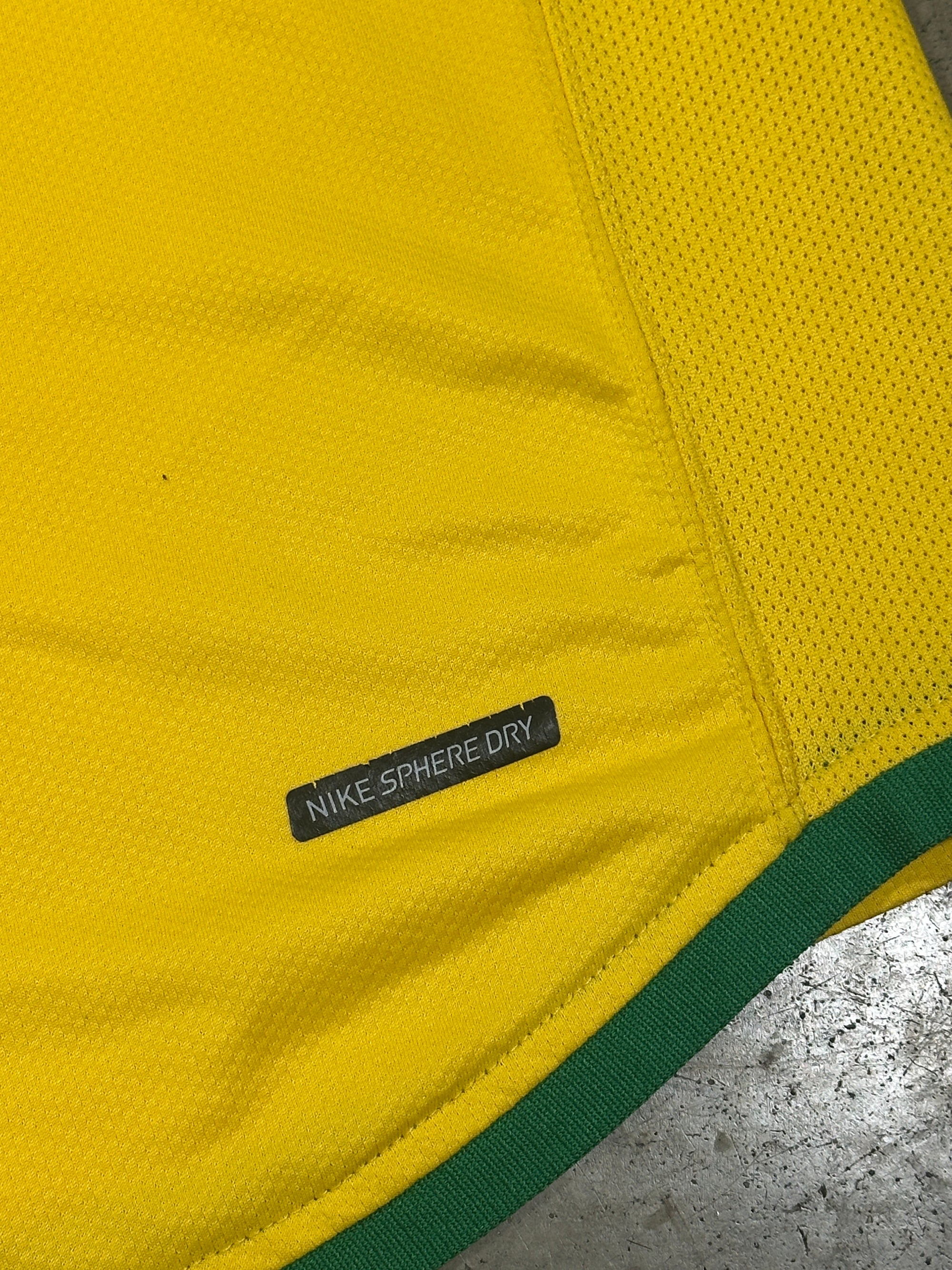 Vintage Adriano Brazil '06 Nike Football Shirt