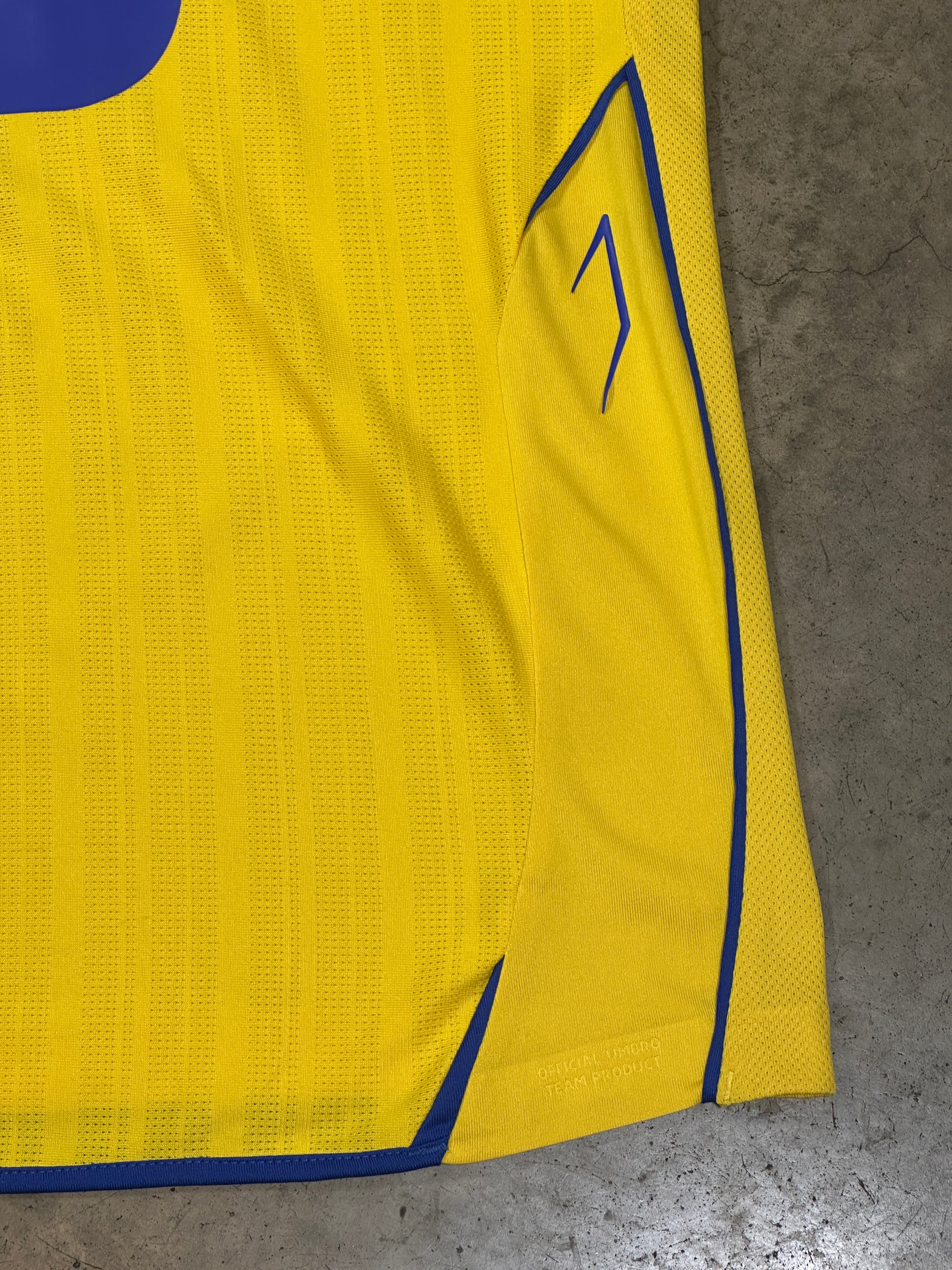 Vintage Z. Ibrahimovic Sweden '07 Umbro Football Shirt