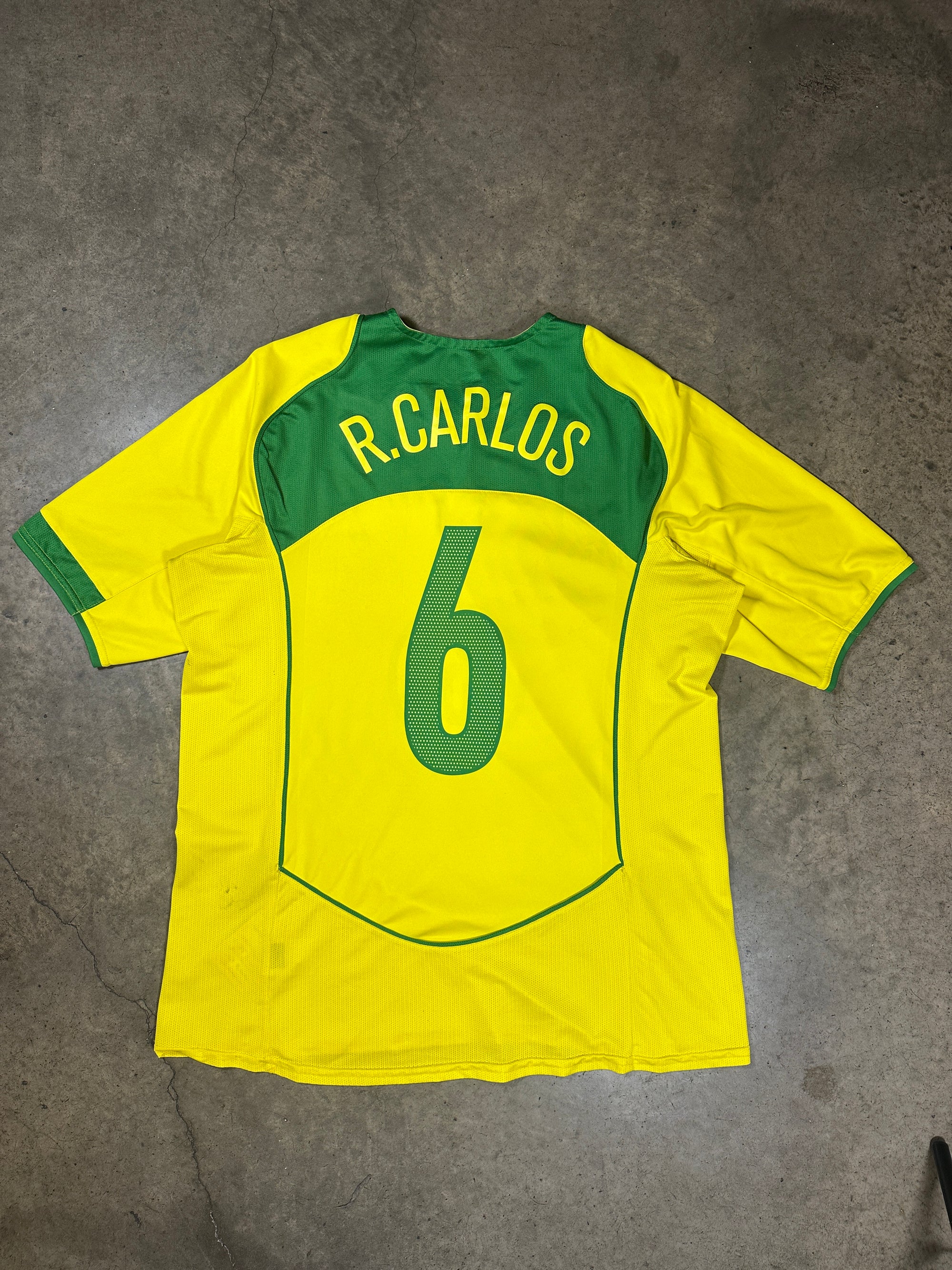 Vintage R. Carlos Brazil '04 Nike Football Shirt